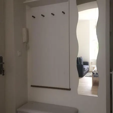 Nad Imperialem Apartment *